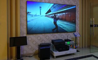 家庭影院視聽(tīng)室裝修聲學(xué)處理全攻略