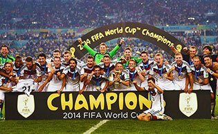 有英嘉尼智能影院，看世界杯才過癮！