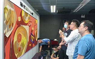 眾影音行業(yè)大咖熱評(píng)海信激光電視：完全可以媲美專業(yè)影院